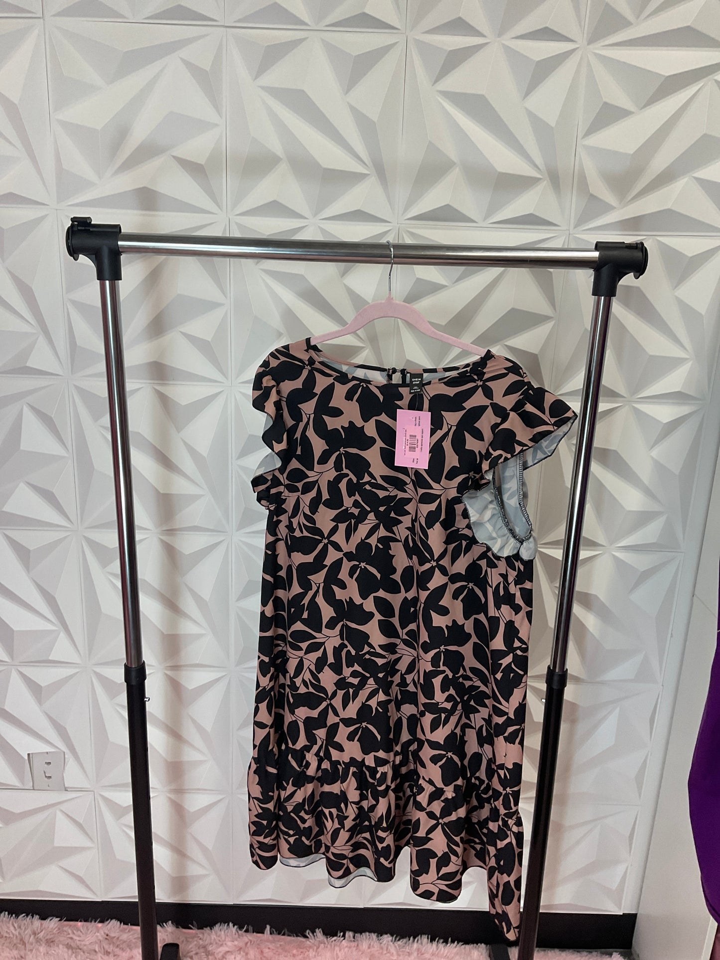 10/2 LADY TAUPE AND BLACK LEAVES BABY DOLL DRESS SZ 1XL