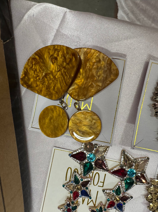 Lady Champagne Glow Earrings