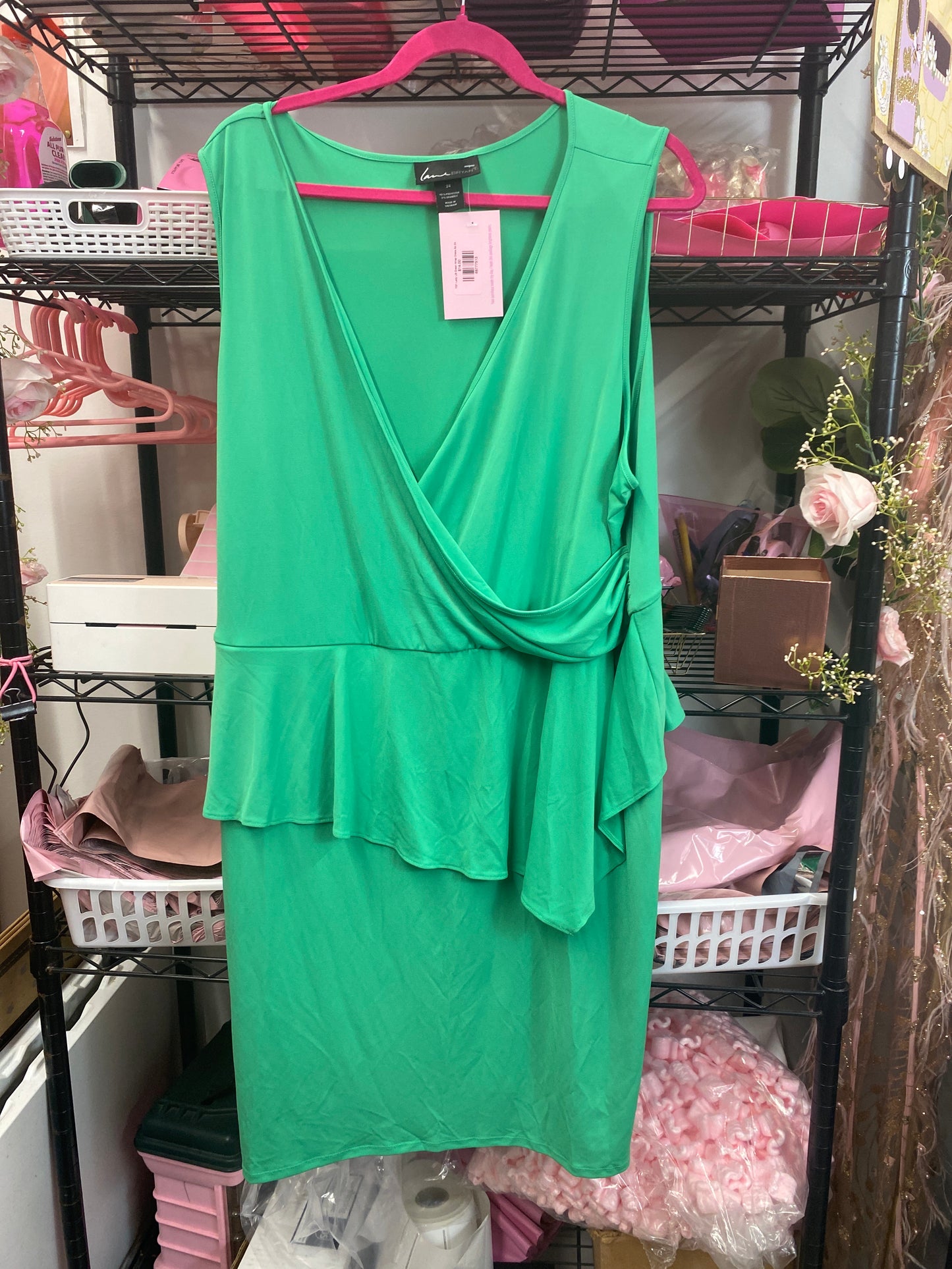 7/21 Lady LB Green Wrap Dress Sz 24