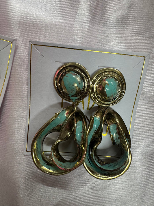 Lady Eternal Grace Earrings