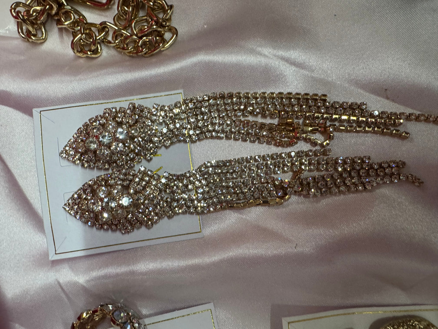 Lady Empress Beauty Earrings