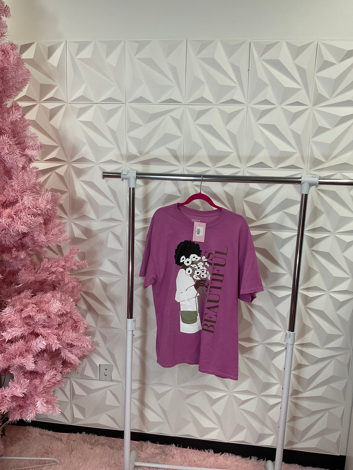 10/14 Lady Black is Beautiful Tshirt sz xl