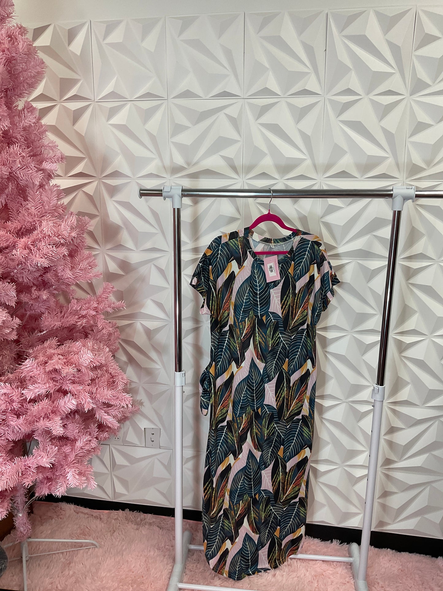 10/14 LADY LEAF MAXI DRESS SZ 1X