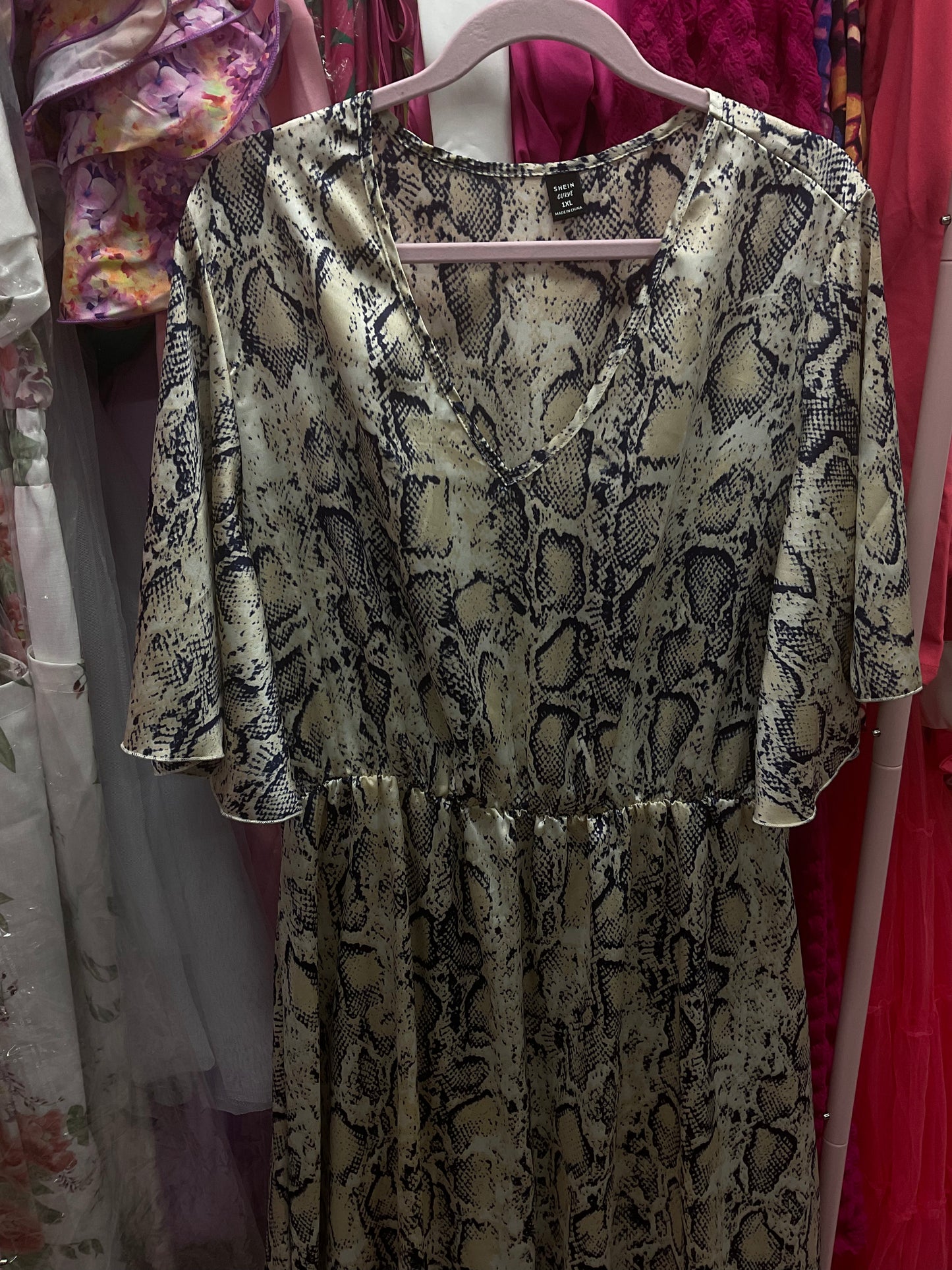4/21 Lady Shimmer Reptile Dress sz 1xl