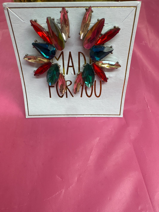 Lady Dramatic Essence Earrings