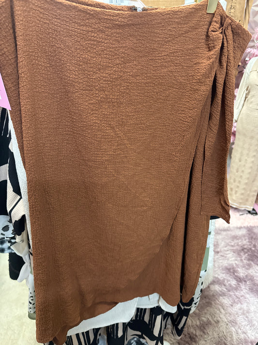 12/5 LADY BROWN WRAP SKIRT SZ 18/20