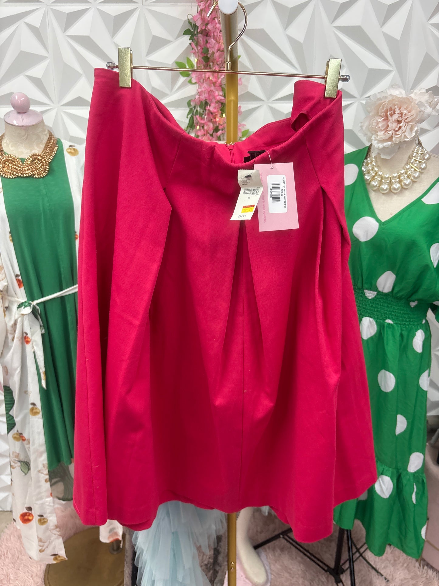 3/1 LADY HOT PINK LB SKIRT SZ18/ 20