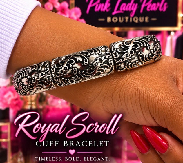 Lady Royal Scroll Bracelet
