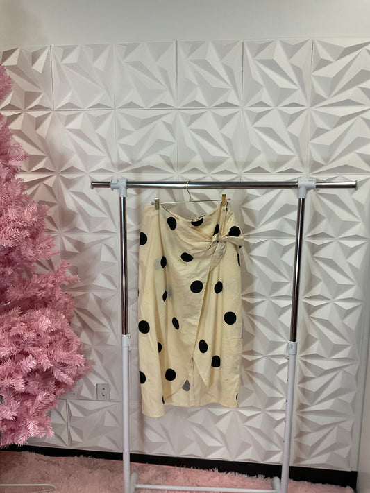 10/14 LADY FUTURE COLLECTIVE POLKA DOT SKIRT SZ 16