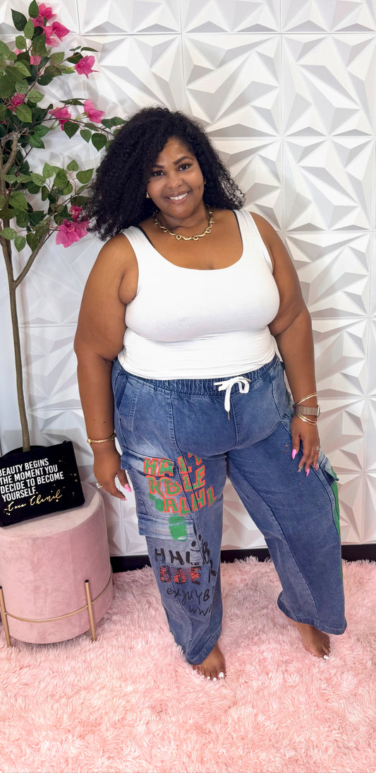 Lady Graffiti Cargo Jeans