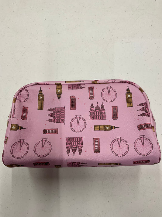 3/5 Lady Pretty In London Cosmetic Bag