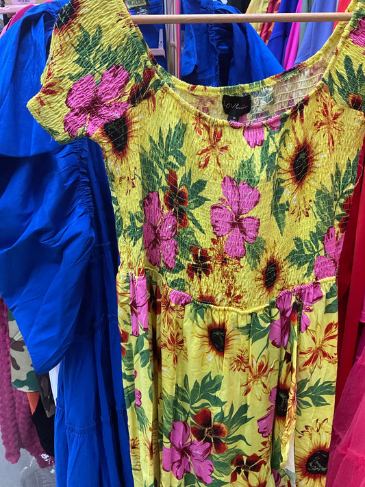 3/12 Lady Yellow Sunflower Dress Sz 1x