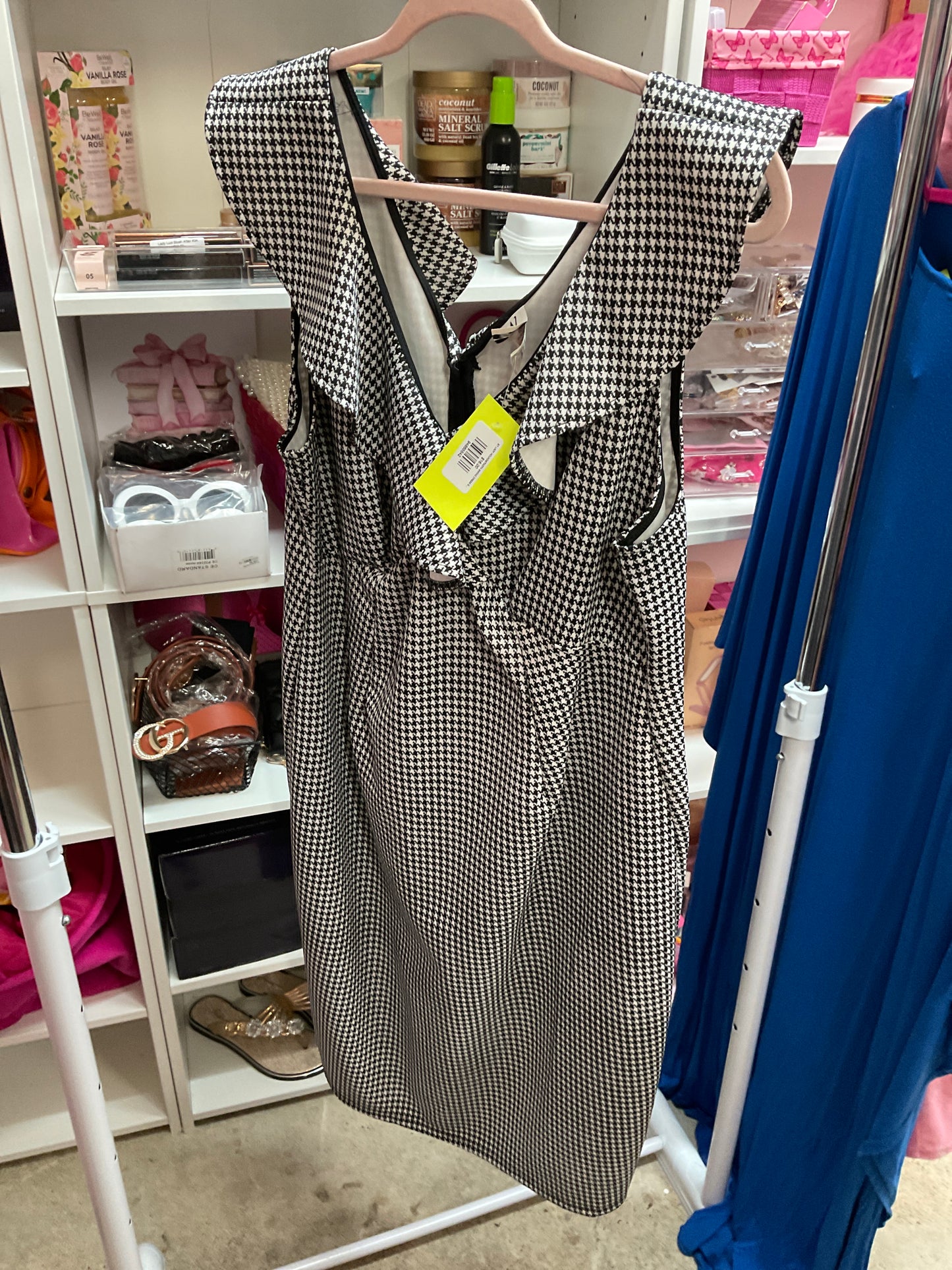 2/1 LADY HOUNDSTOOTH SWING DRESS SZ 1X