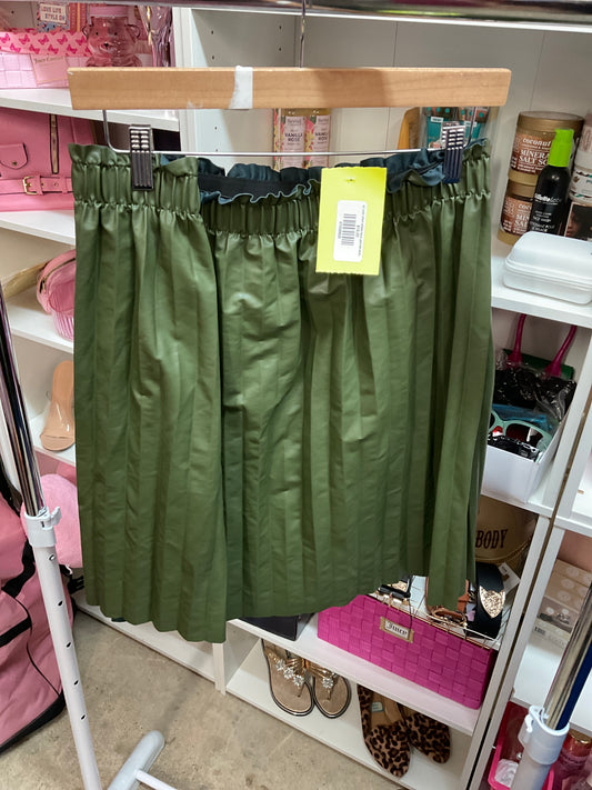 2/1 LADY ARMY GREEN FAUX LEATHER SKIRT SZ 3X