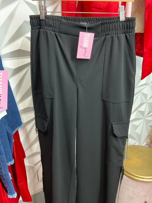 2/6 Lady Cargo Black Pants Sz L