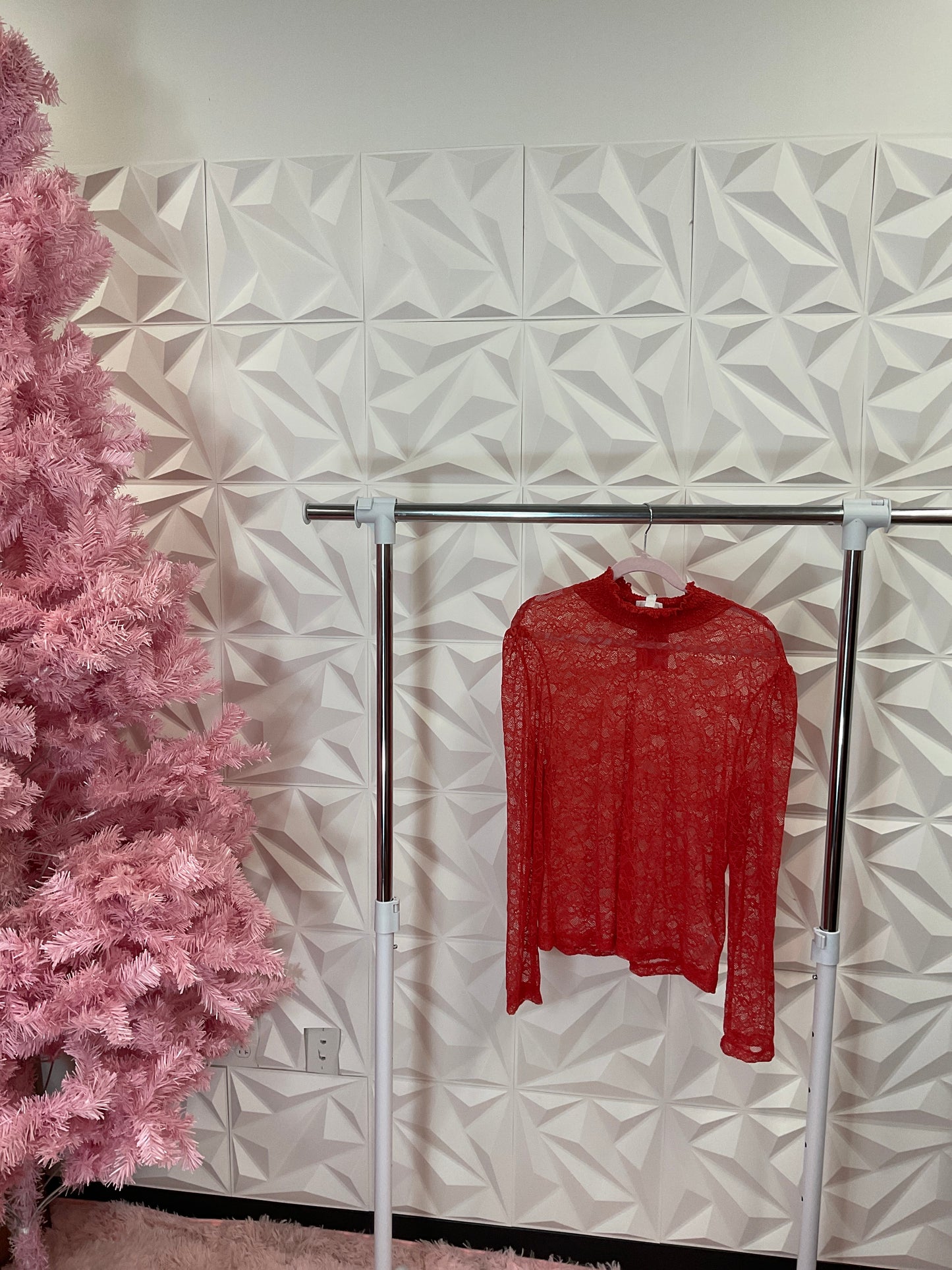 10/14 LADY THE DROP RED LACE TOP SZ 2X