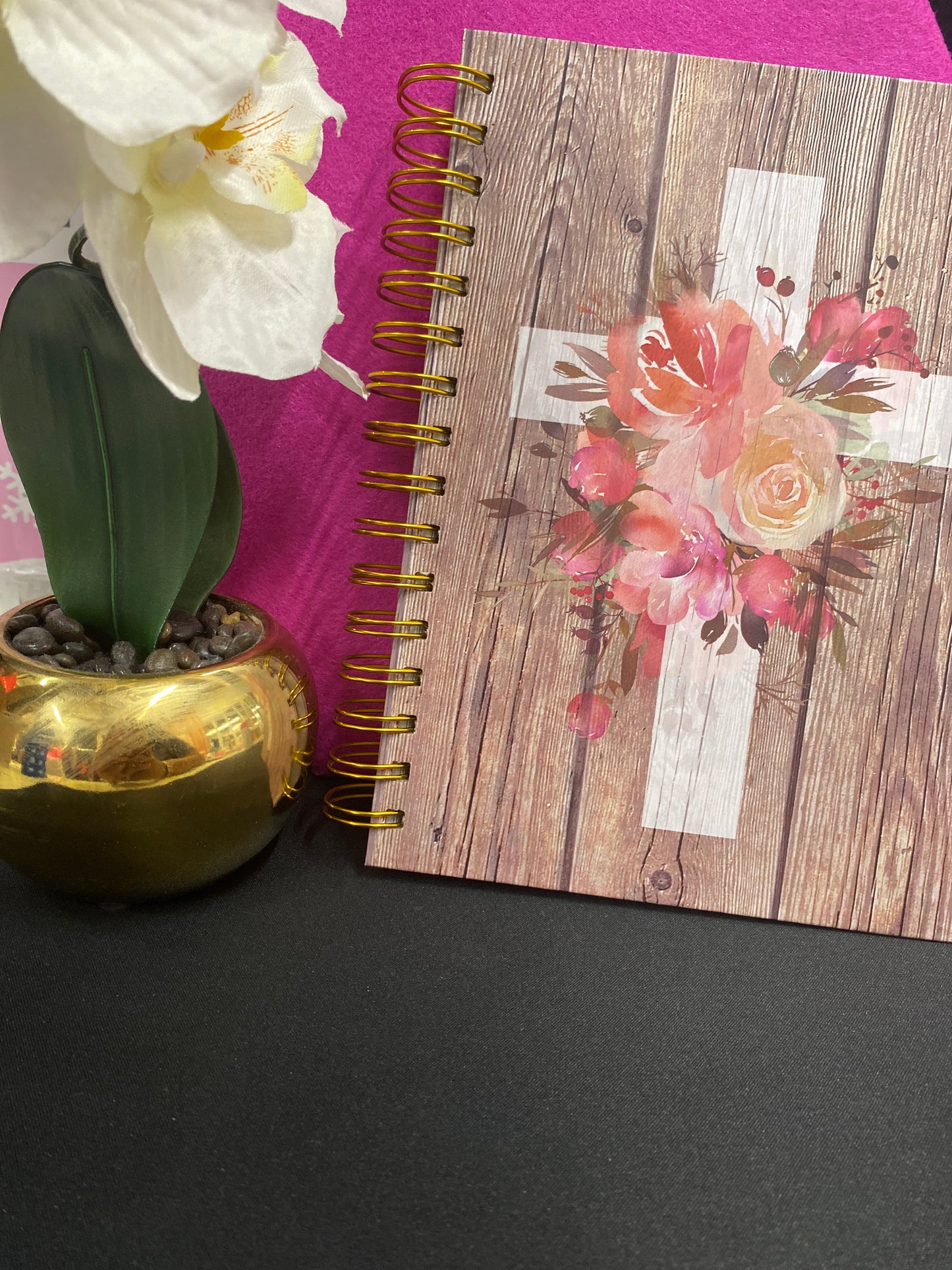 9/27 Lady Cross Stationary Book