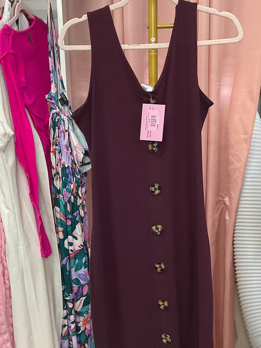 LADY MAROON SLEELESS BUTTON DRESS