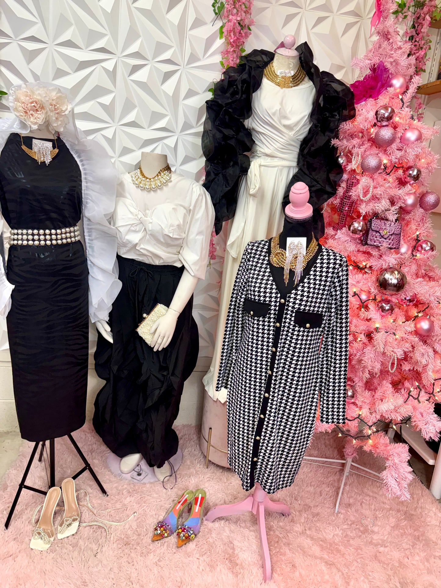 Lady Holiday Luxe Black Pants BTQ