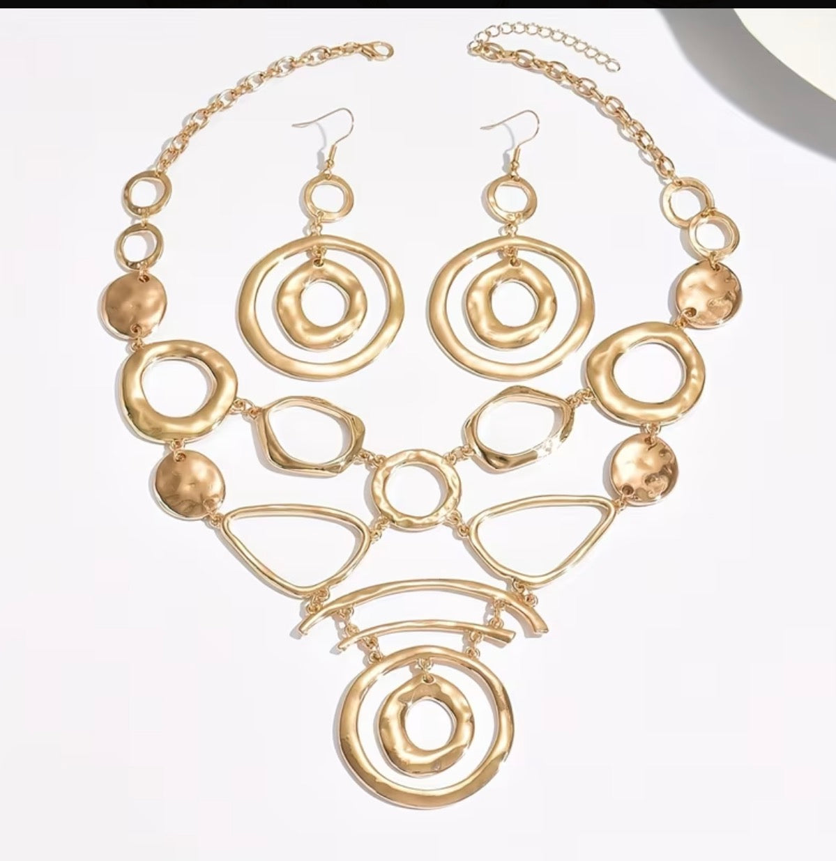 Lady Openwork Necklace Set