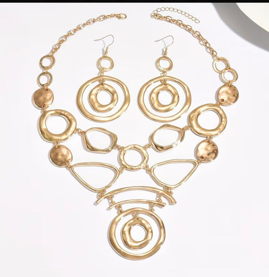 Lady Openwork Necklace Set