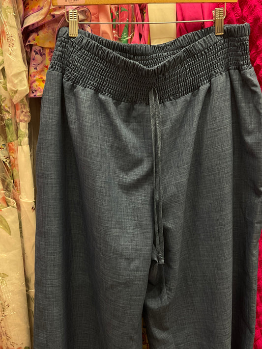 4/21 Lady Blue Denim Wide Leg Pants sz 4x