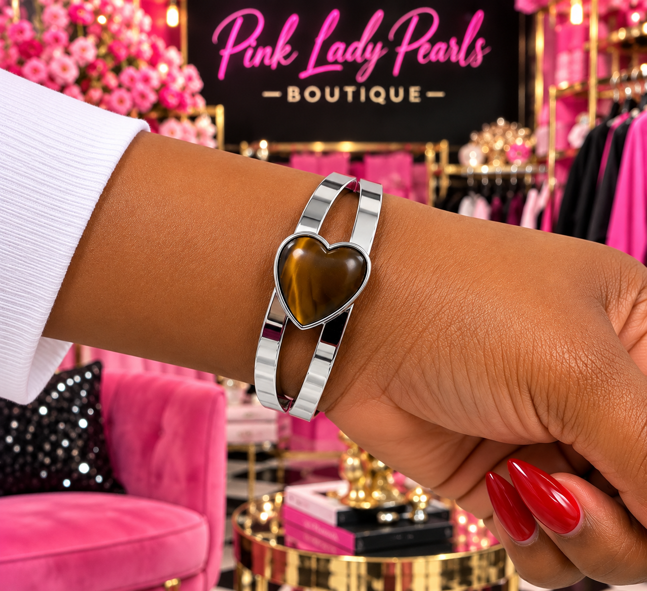 Golden Heart Luxe Cuff Bracelet ✨